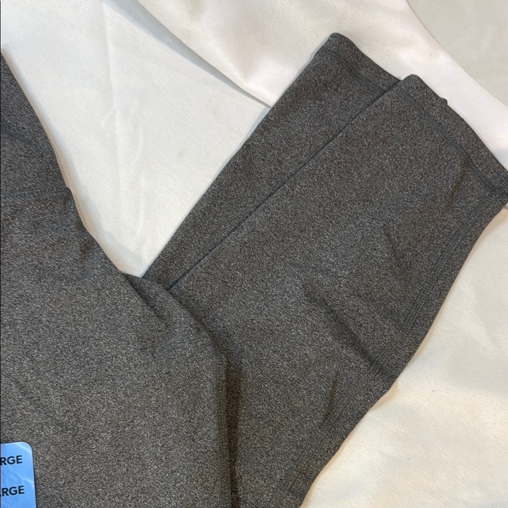 Members Mark, Women’s Gray High-Rise Ankle Leggings, Large, NWT - Picture 6 of 6
